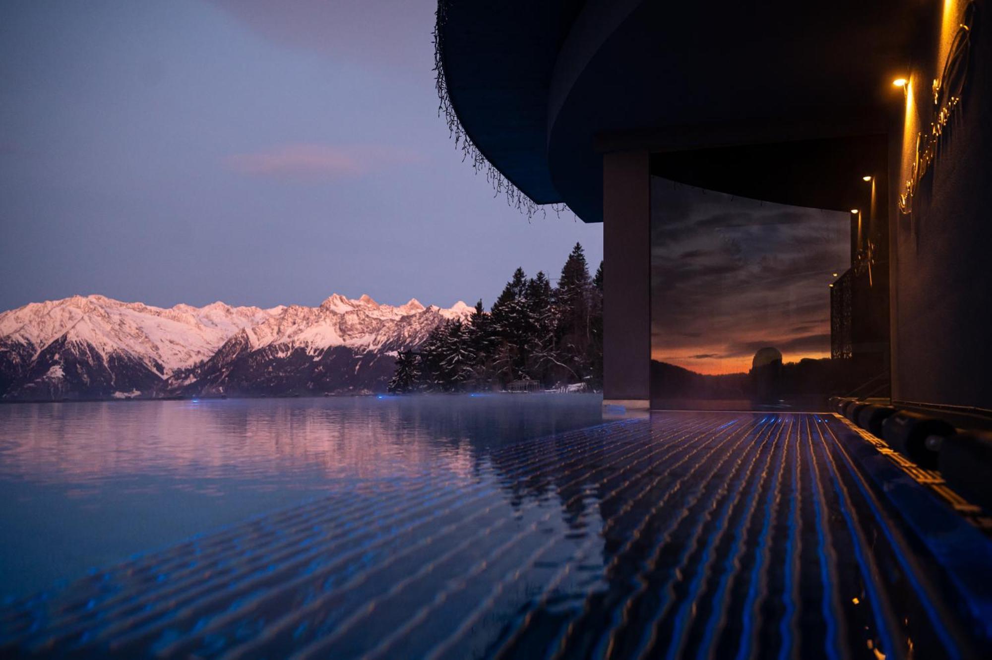 Hotel Chalet Mirabell Hafling Exteriör bild
