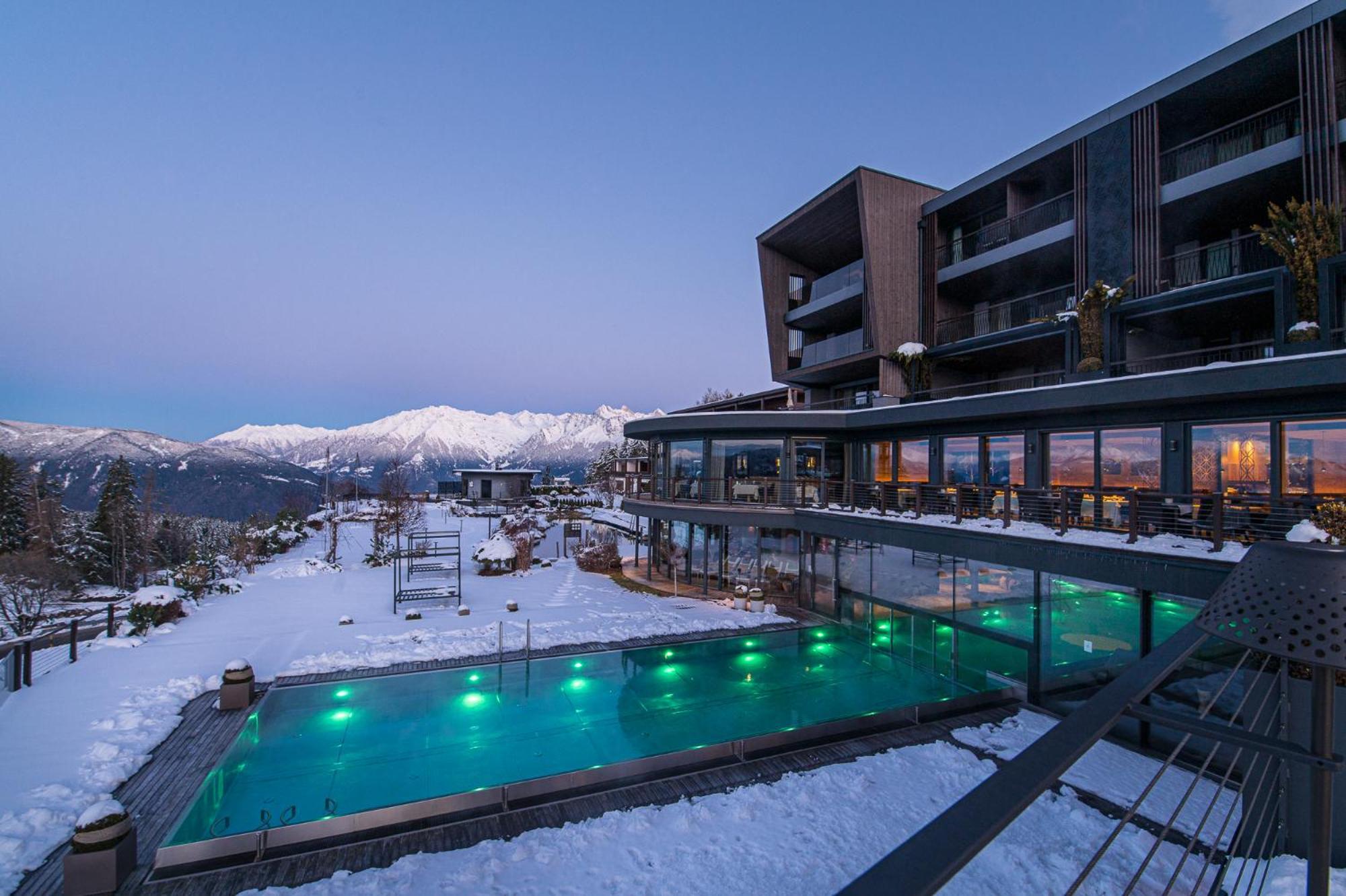 Hotel Chalet Mirabell Hafling Exteriör bild